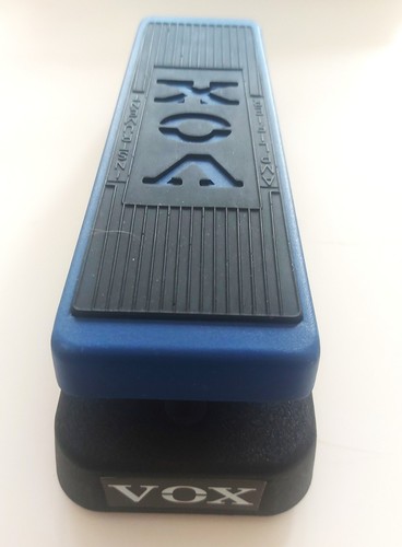 Vox v850 250k audio taper - vox,