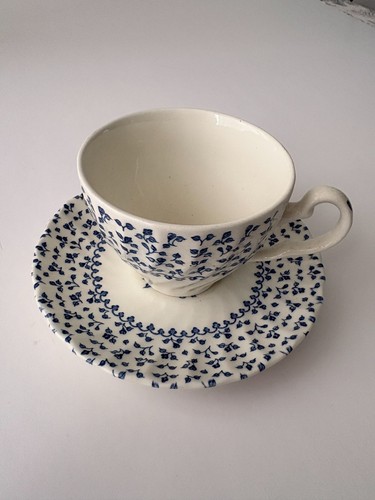 Royal victoria china cup - royal,