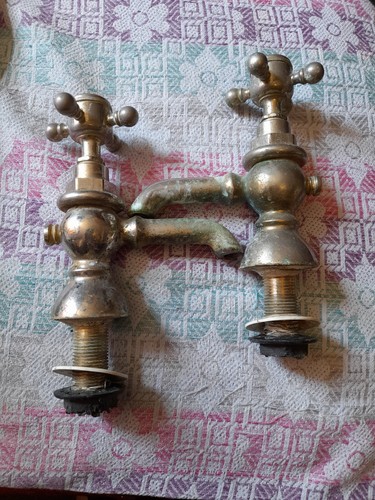 Vintage sink taps - sink,