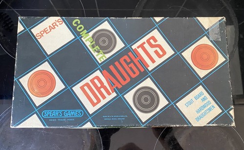 Vintage spears chess draughts - vintage,