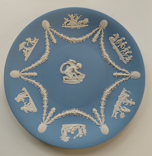 Wedgewood blue white - &,