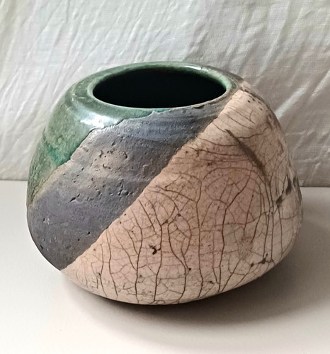Studio pottery layer hand - pottery,