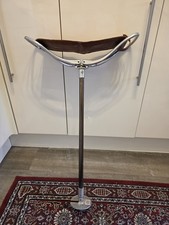 Superb. GAMEBIRD. Leather And Aluminium Shooting Stick