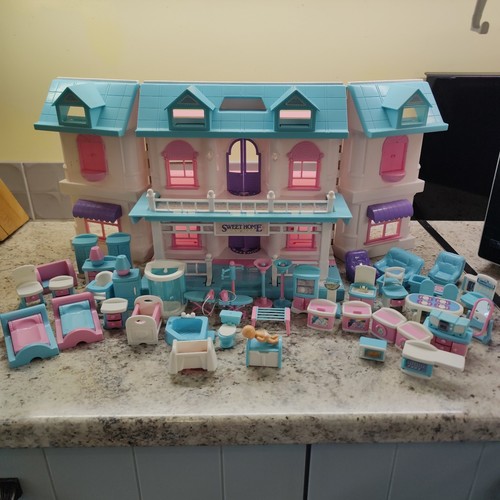 Sweet home plastic - my,
