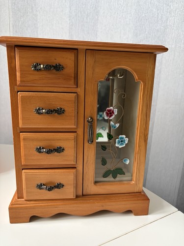 Vintage wooden jewellery - wooden, box