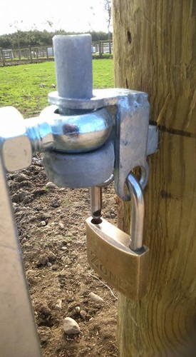 Gate security anti - , theft