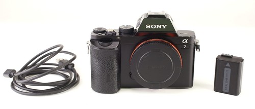 Sony digital camera - digital, body