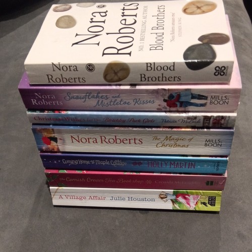 Nora roberts blood brothers - roberts,