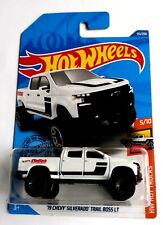 Hot Wheels '19 Chevy Silverado Trail Boss LT Hot Trucks [#HW12-HW8]
