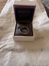9ct white gold ring