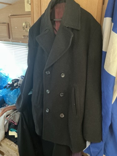 Gents black coat size - coat, large