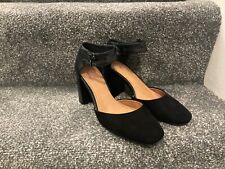 BNWOT Ladies Next Black shoes