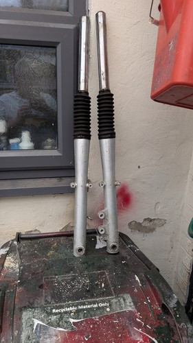 Front forks - front,