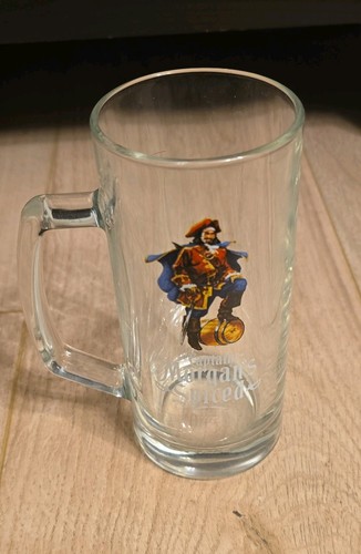 Captain morgan spiced rum - captain,
