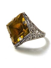 Vintage Art Deco Ring in