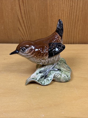 Wren ceramic figurine - wren,