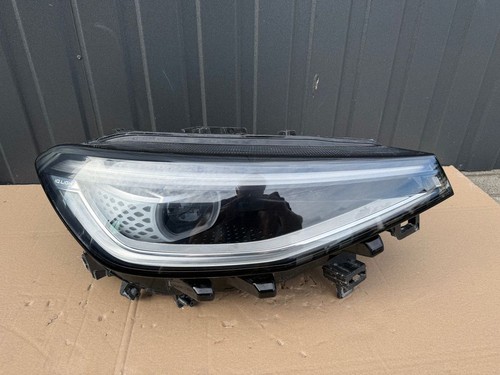 Volkswagen 2021 front - id.4,