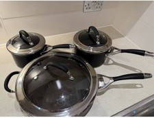 Circulon 3 pan set 31, 19 + 17cm ( measurement without lids) 