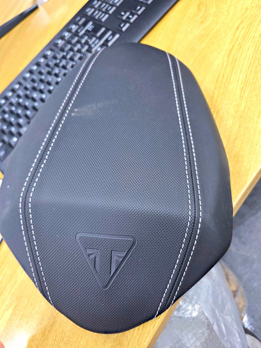 Genuine oem triumph - oem,
