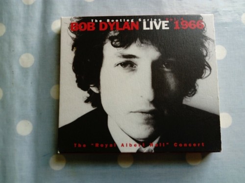 Bob dylan live 1966 - bob, (the