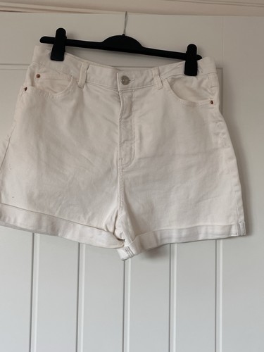 Ladies white denim shorts - white,
