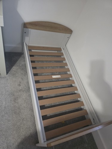 Mamas and papas harrow cot - and,