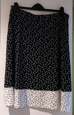 "Bonmarche"  Ladies New Without Tags  Skirt, Size 20, Length Approximately  25"