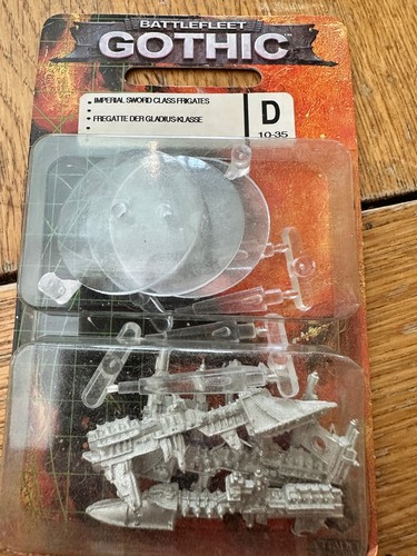 Warhammer battlefleet gothic - warhammer,