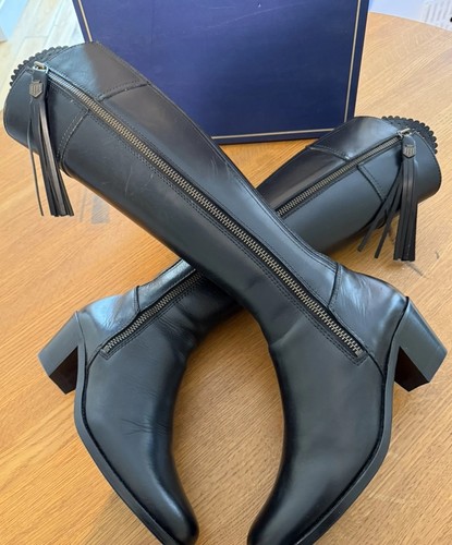 Fairfax favor regina black - favor,