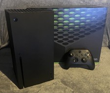 Xbox Series X 1TB - Fully Boxed, Includes All Wires + Official Play & Charge Kit