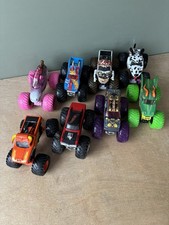 Hot Wheels Monster Jam Monster Trucks Bundle x8