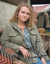 The Tourist: Authentic Hand