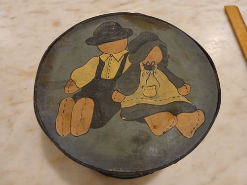 Vntg hand painted - hand, bentwood