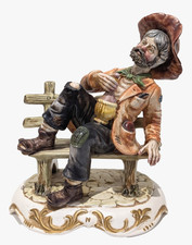 Large Capodimonte Tramp On