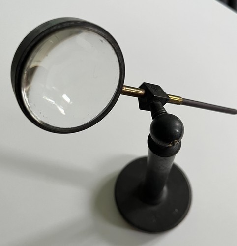 Brass antique magnifying glass - magnifying,