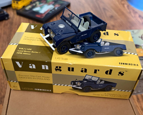 Vanguards land rover - land, i