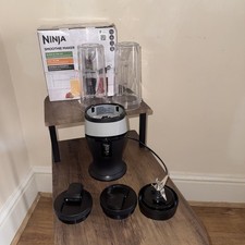 Ninja 700W Slim Blender &