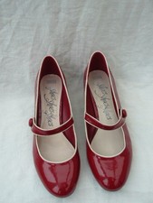 MARKS & SPENCER RED PATENT LEATHER SHOES BAR FRONT SMALL HEELS UK 5.5