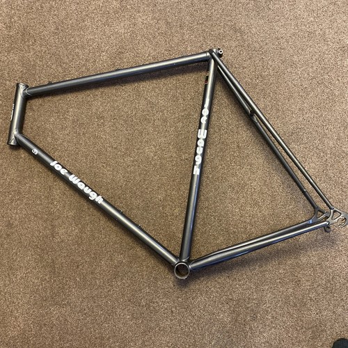 Vgc joe waugh - joe, frame