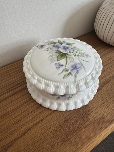 Vtg english fine bone china - vtg,