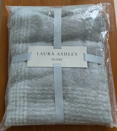 Laura ashley anastasia blanket - laura,