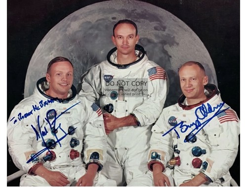 Apollo crew buzz aldrin - 11,