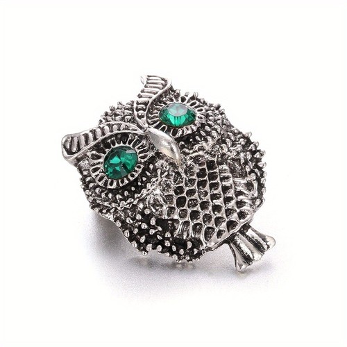 Silver owl brooch elegant - silver,
