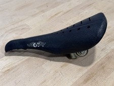 OLDSCHOOL 87 GT SEAT BLACK BMX