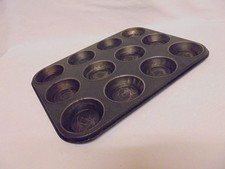 Vintage Twelve Hole Jam Tart