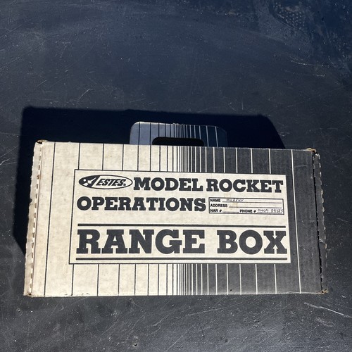 Boxed vintage estes model - boxed,