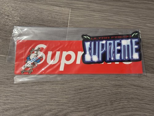 Supreme smurfs fw20 sticker - smurfs,