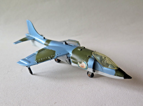 Dinky toys 722 hawker - dinky,