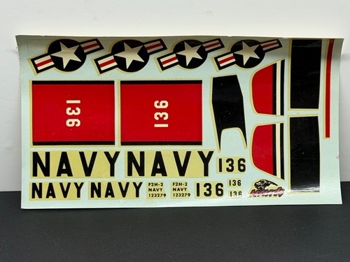 Decals hawk model - decals, 1:48