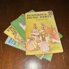 Set of 4 Ladybird books series